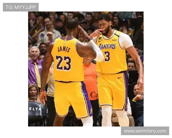 詹姆斯21季明星首发纪录终结